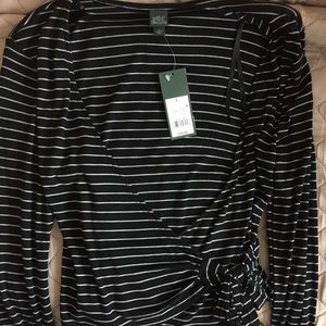 Black/White Stripe Wild Fable Knot Tie V-Neck Sz M